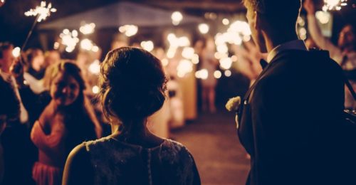 Die freie Trauung als Alternative zur kirchlichen Hochzeit: Was du darüber wissen solltest